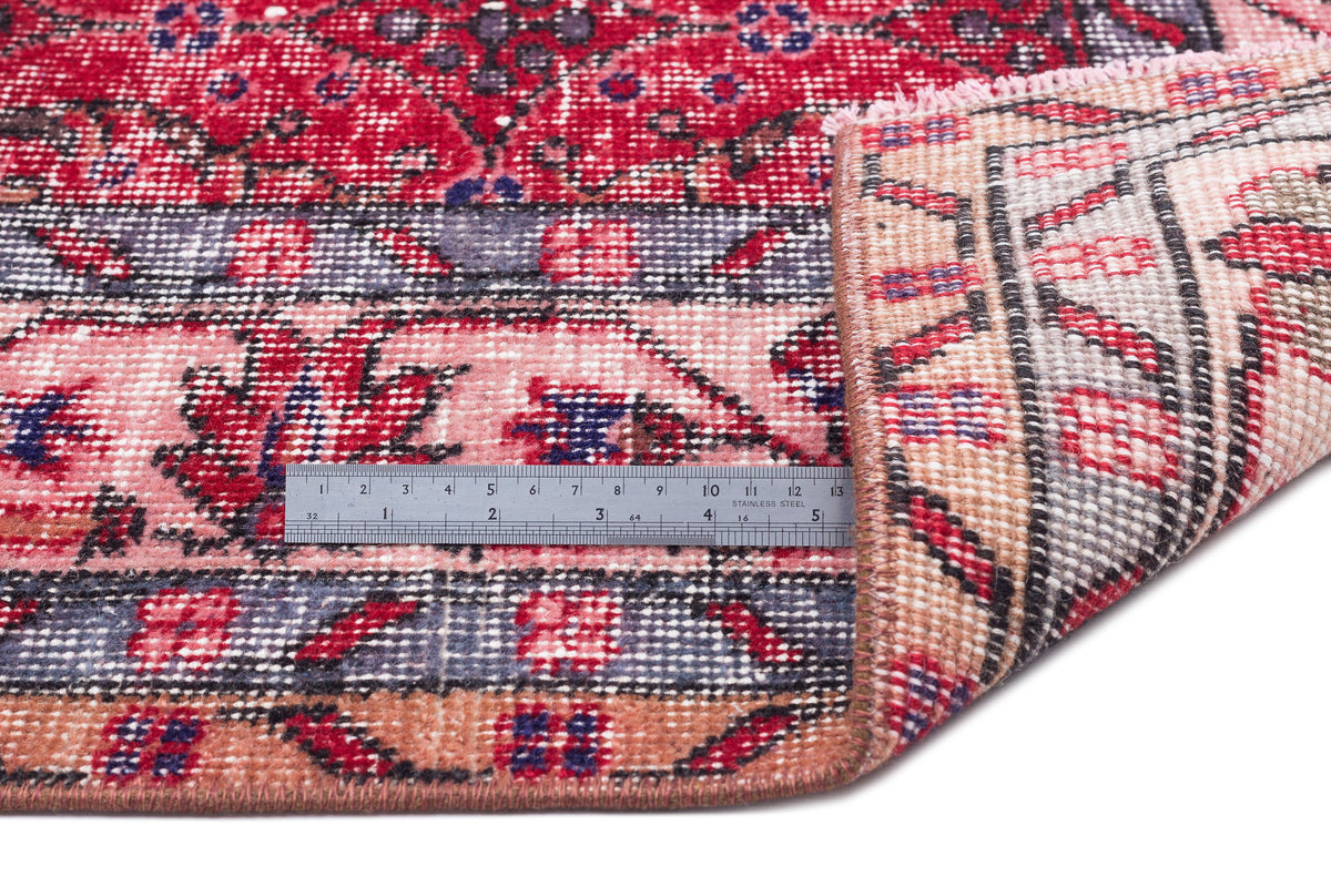 Naturel Over Dyed Vintage Rug 5&#39;6&#39;&#39; x 9&#39;3&#39;&#39; ft 167 x 281 cm