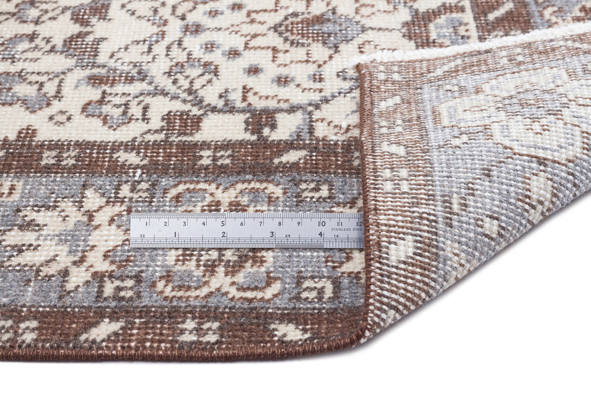 Beige Over Dyed Vintage Rug 5&#39;1&#39;&#39; x 9&#39;5&#39;&#39; ft 156 x 286 cm