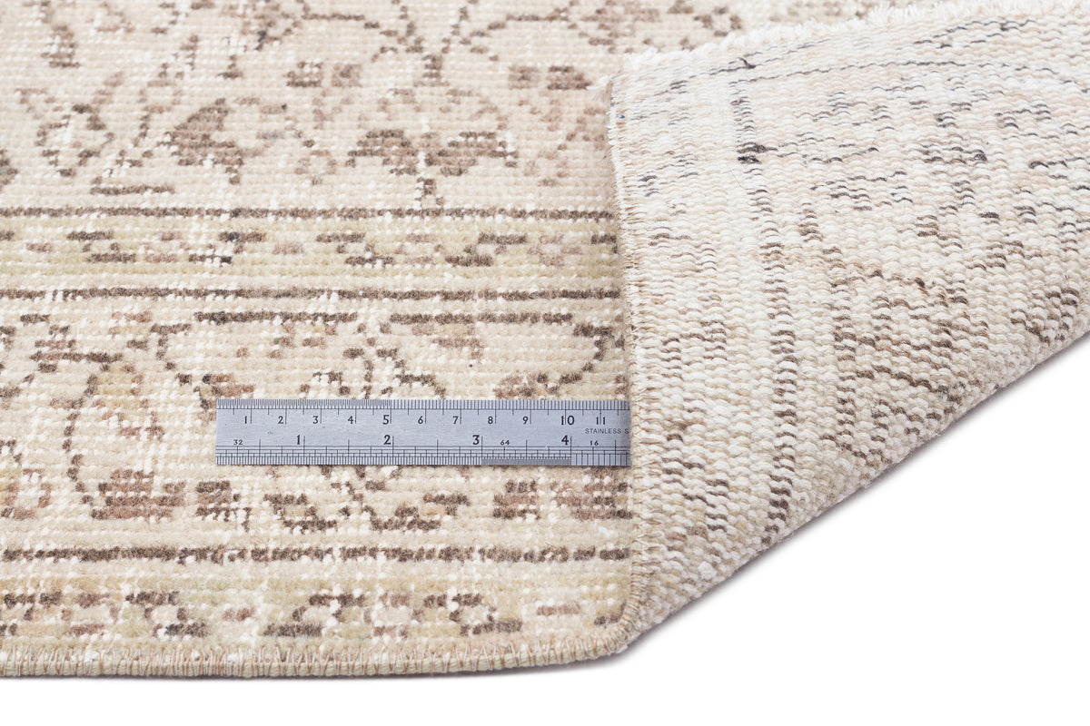 Beige Over Dyed Vintage Rug 5&#39;1&#39;&#39; x 8&#39;6&#39;&#39; ft 155 x 258 cm