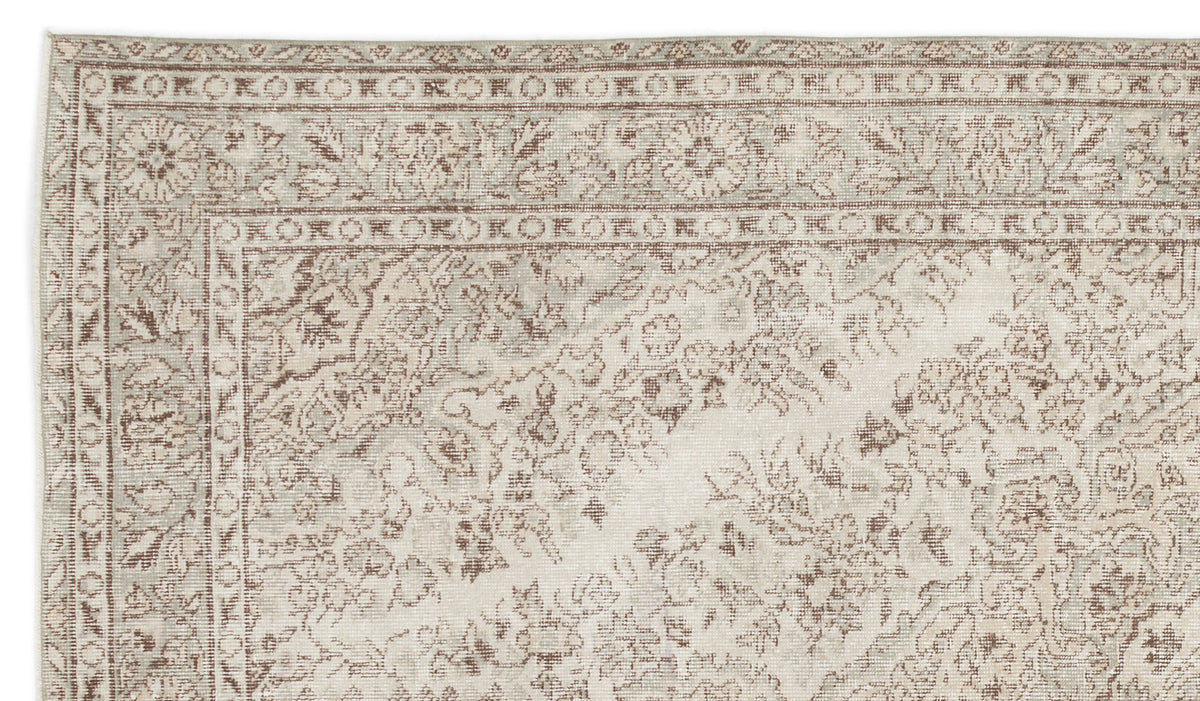 Beige Over Dyed Vintage Rug 5&#39;5&#39;&#39; x 9&#39;7&#39;&#39; ft 166 x 293 cm