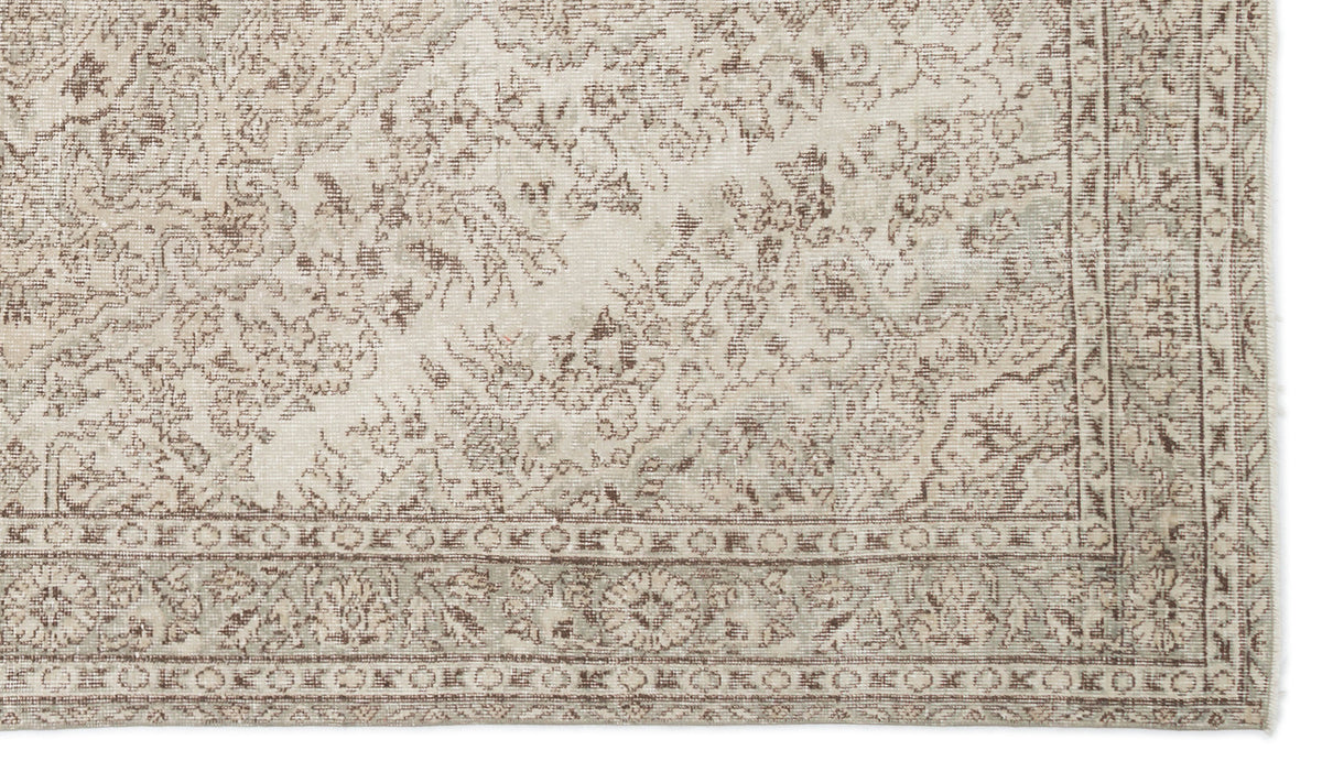 Beige Over Dyed Vintage Rug 5&#39;5&#39;&#39; x 9&#39;7&#39;&#39; ft 166 x 293 cm