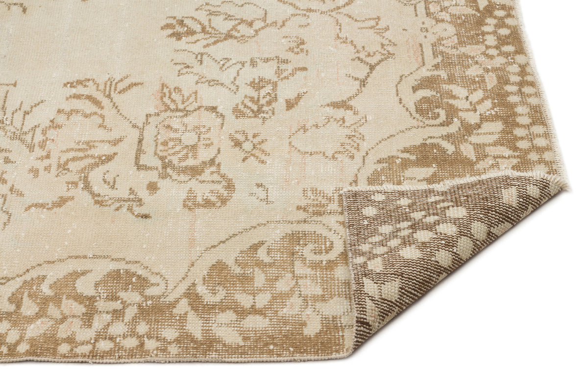 Beige Over Dyed Vintage Rug 5&#39;9&#39;&#39; x 9&#39;6&#39;&#39; ft 175 x 289 cm