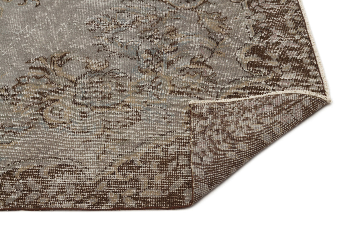 Gray Over Dyed Vintage Rug 5&#39;7&#39;&#39; x 9&#39;7&#39;&#39; ft 171 x 292 cm