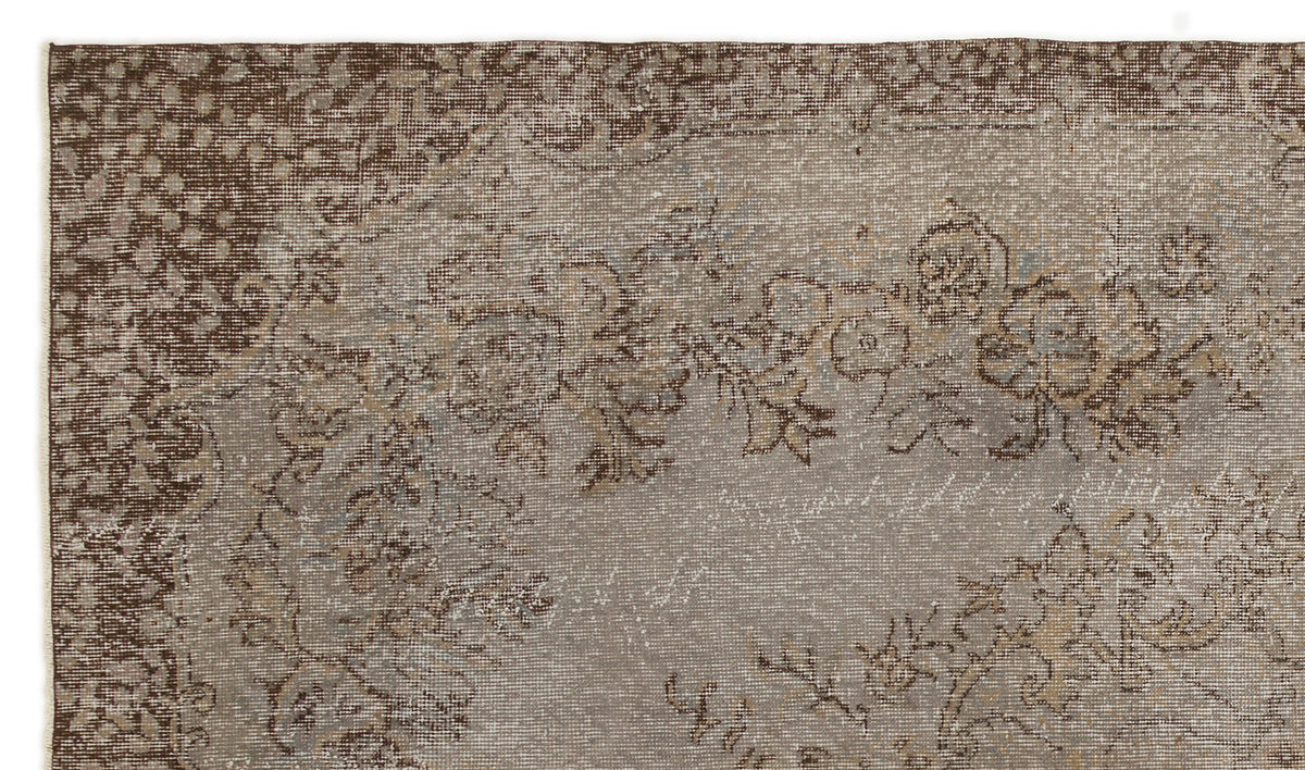 Gray Over Dyed Vintage Rug 5&#39;7&#39;&#39; x 9&#39;7&#39;&#39; ft 171 x 292 cm