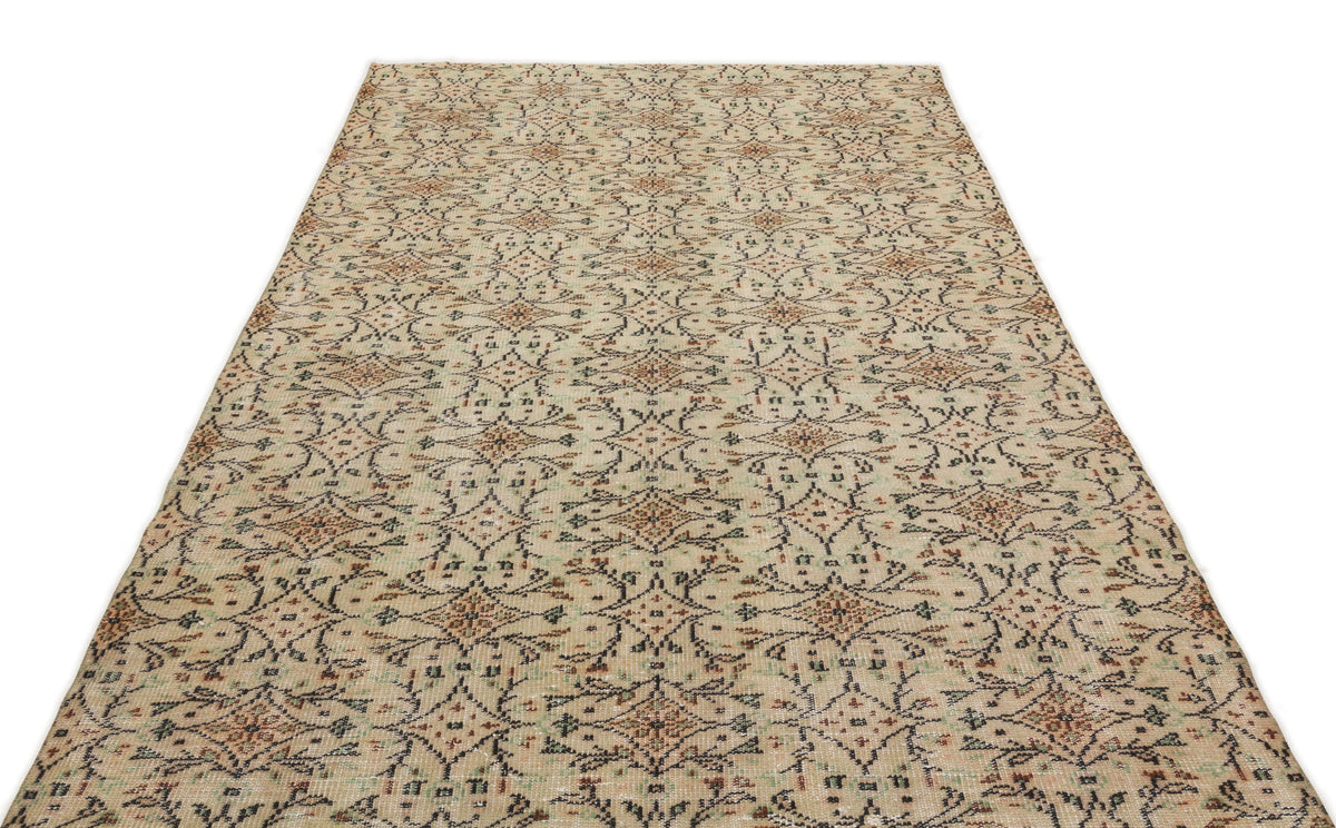 Naturel Over Dyed Vintage Rug 5&#39;10&#39;&#39; x 8&#39;12&#39;&#39; ft 177 x 274 cm