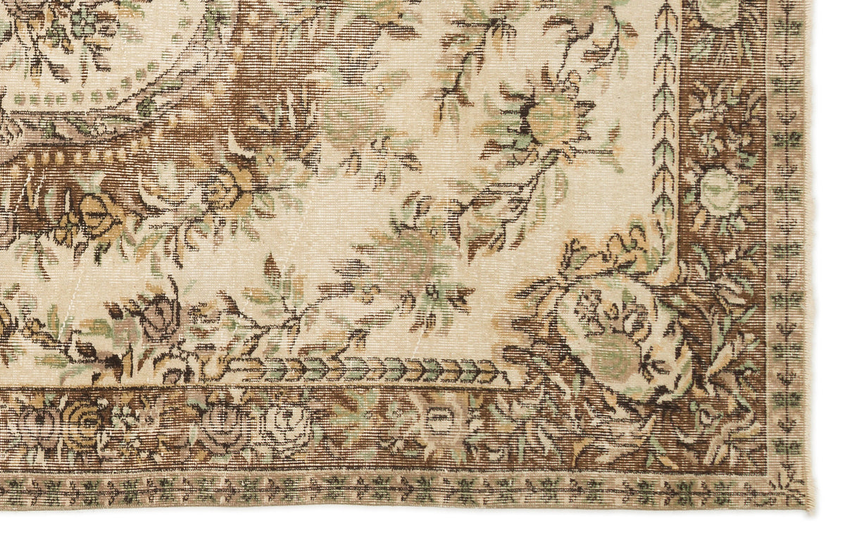 Beige Over Dyed Vintage Rug 5&#39;7&#39;&#39; x 8&#39;9&#39;&#39; ft 170 x 267 cm