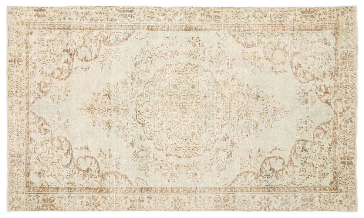 Beige Over Dyed Vintage Rug 5&#39;6&#39;&#39; x 9&#39;5&#39;&#39; ft 168 x 288 cm
