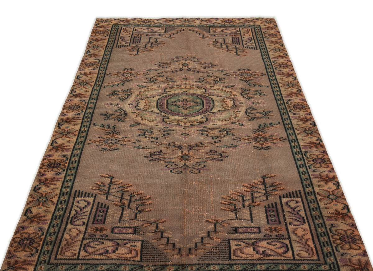 Naturel Over Dyed Vintage Rug 4&#39;4&#39;&#39; x 8&#39;0&#39;&#39; ft 132 x 244 cm