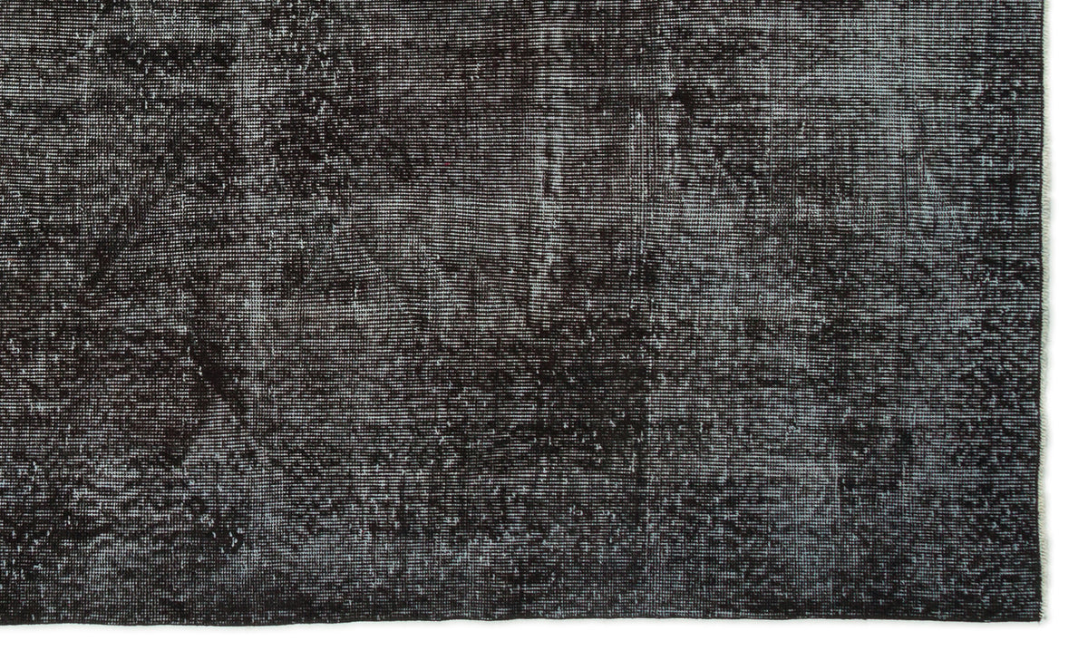 Black Over Dyed Vintage Rug 5&#39;6&#39;&#39; x 9&#39;4&#39;&#39; ft 168 x 285 cm