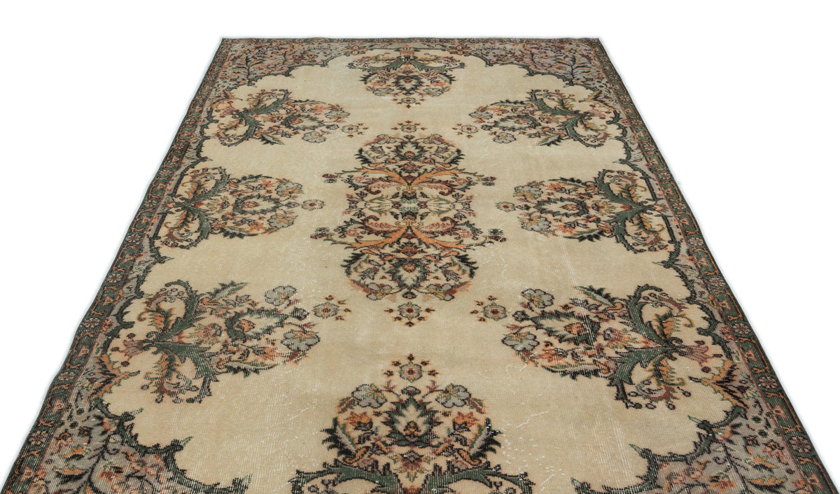 Naturel Over Dyed Vintage Rug 5&#39;9&#39;&#39; x 9&#39;4&#39;&#39; ft 174 x 285 cm