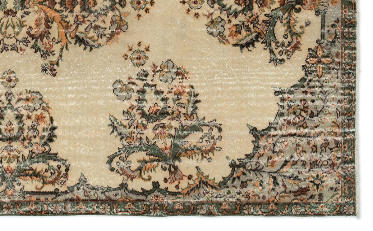 Naturel Over Dyed Vintage Rug 5&#39;9&#39;&#39; x 9&#39;4&#39;&#39; ft 174 x 285 cm
