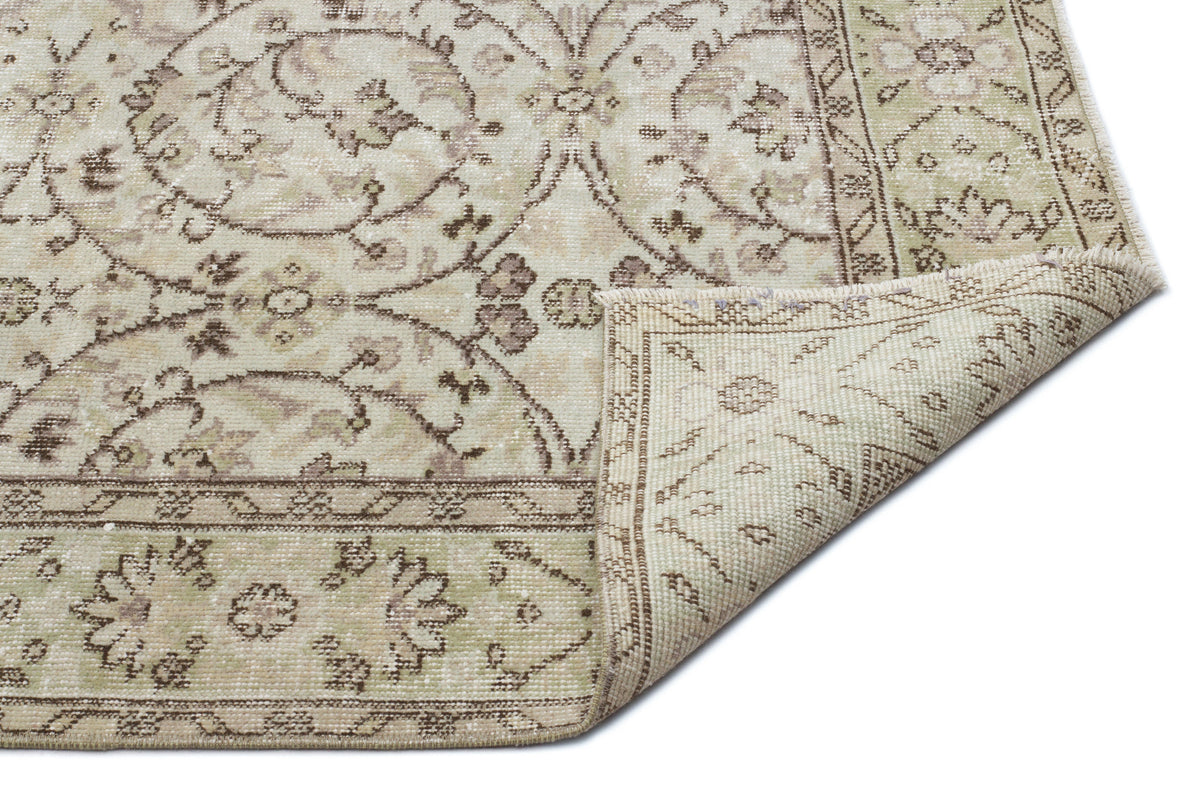 Beige Over Dyed Vintage Rug 5&#39;7&#39;&#39; x 9&#39;9&#39;&#39; ft 171 x 297 cm