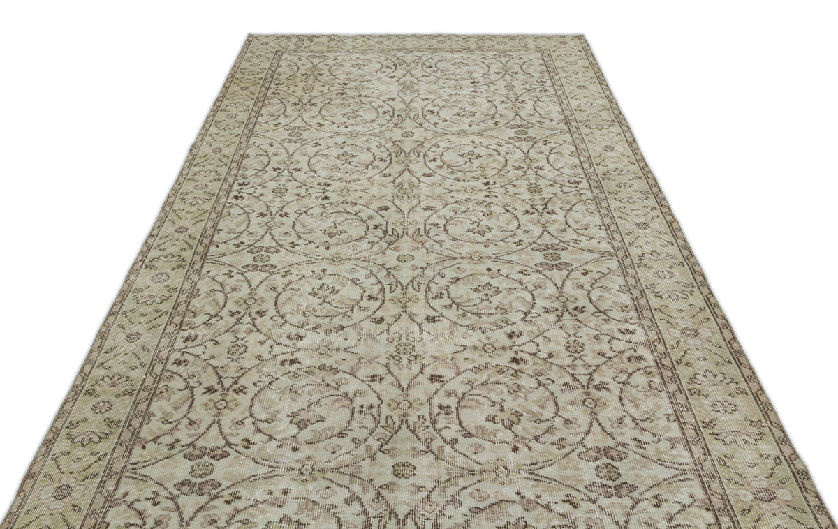Beige Over Dyed Vintage Rug 5&#39;7&#39;&#39; x 9&#39;9&#39;&#39; ft 171 x 297 cm