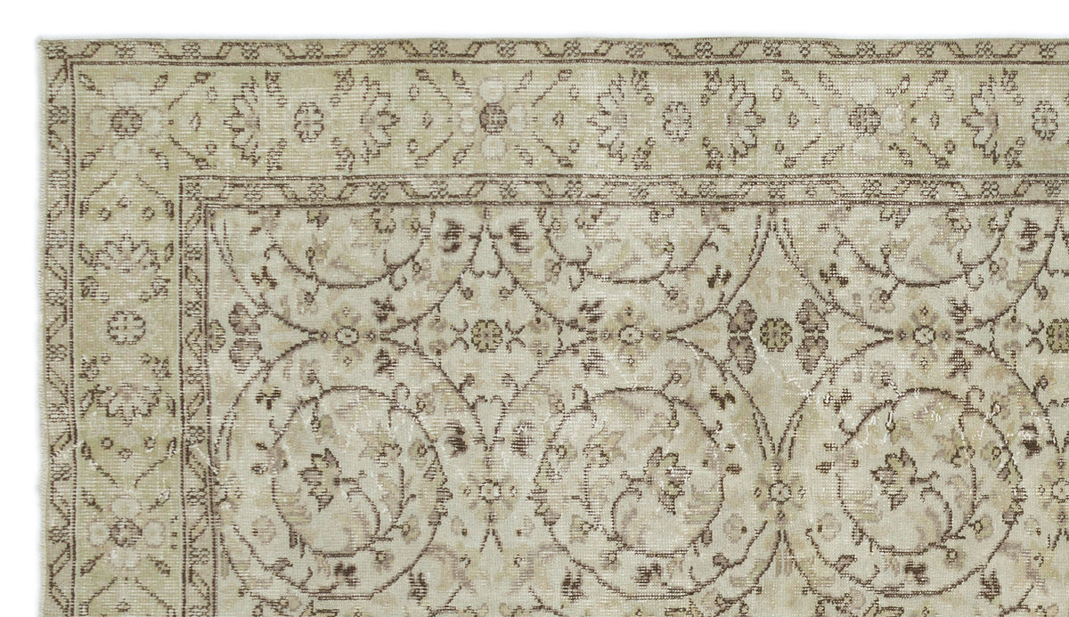 Beige Over Dyed Vintage Rug 5&#39;7&#39;&#39; x 9&#39;9&#39;&#39; ft 171 x 297 cm