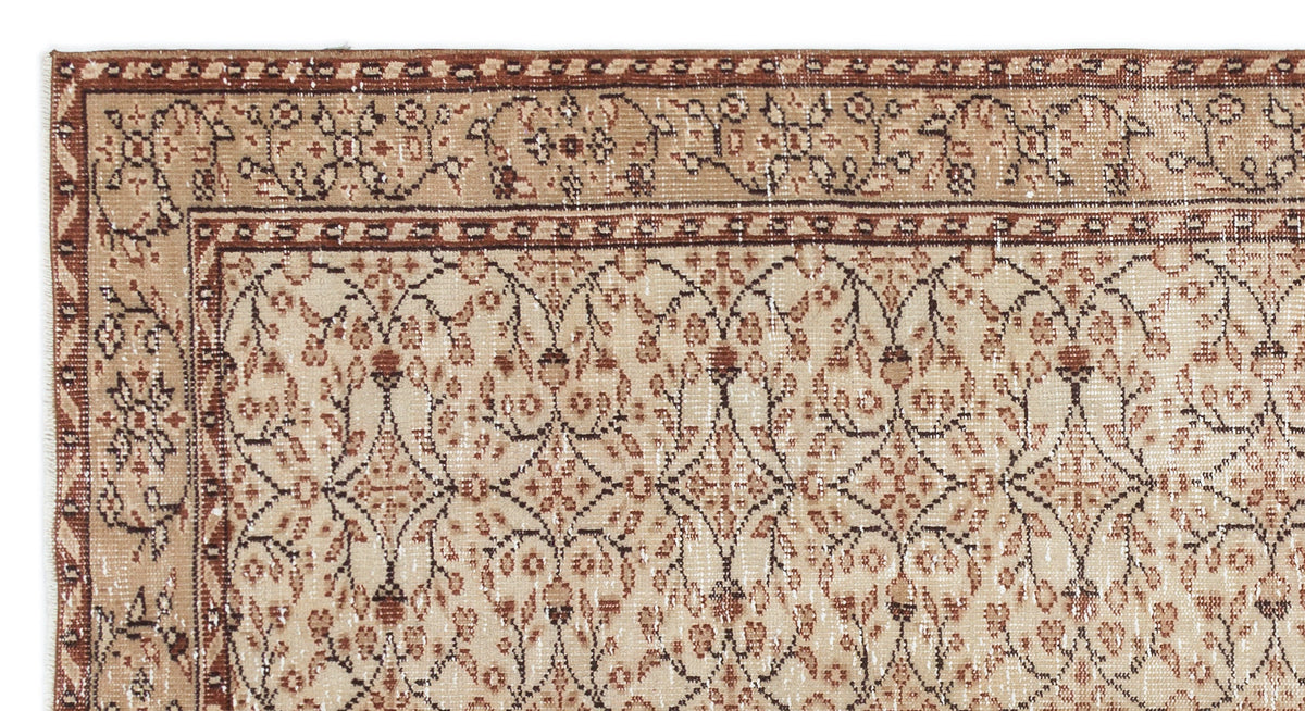 Beige Over Dyed Vintage Rug 4&#39;10&#39;&#39; x 8&#39;8&#39;&#39; ft 148 x 263 cm