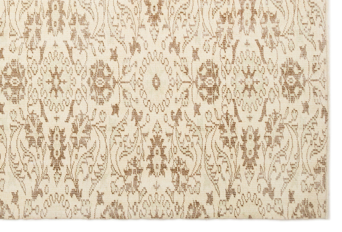 Beige Over Dyed Vintage Rug 5&#39;9&#39;&#39; x 8&#39;8&#39;&#39; ft 174 x 263 cm