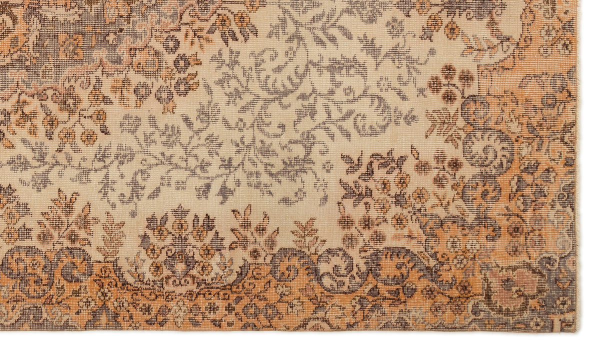 Beige Over Dyed Vintage Rug 5&#39;5&#39;&#39; x 9&#39;6&#39;&#39; ft 164 x 290 cm