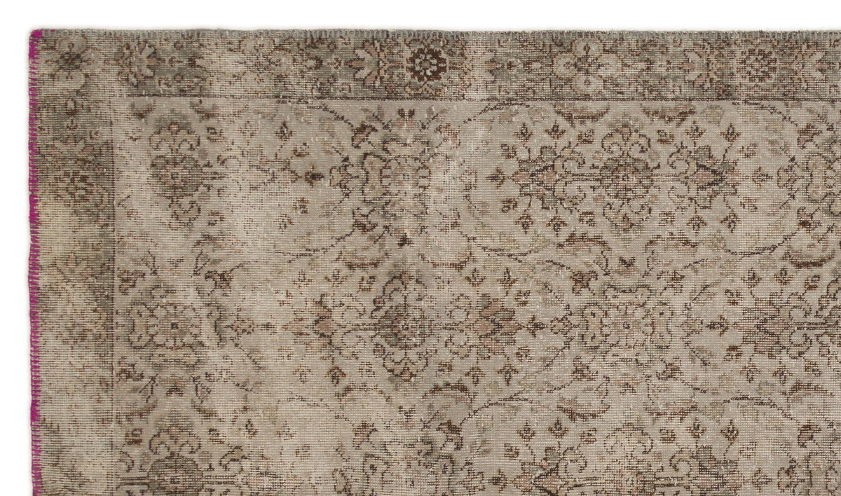 Gray Over Dyed Vintage Rug 5&#39;7&#39;&#39; x 9&#39;8&#39;&#39; ft 170 x 295 cm