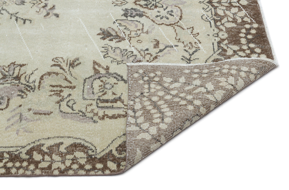 Beige Over Dyed Vintage Rug 5&#39;5&#39;&#39; x 9&#39;7&#39;&#39; ft 165 x 291 cm