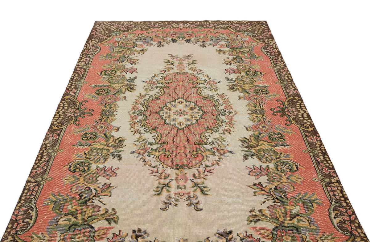 Naturel Over Dyed Vintage Rug 5&#39;5&#39;&#39; x 9&#39;10&#39;&#39; ft 165 x 300 cm