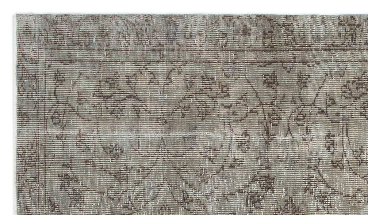 Gray Over Dyed Vintage Rug 4&#39;8&#39;&#39; x 8&#39;5&#39;&#39; ft 142 x 256 cm