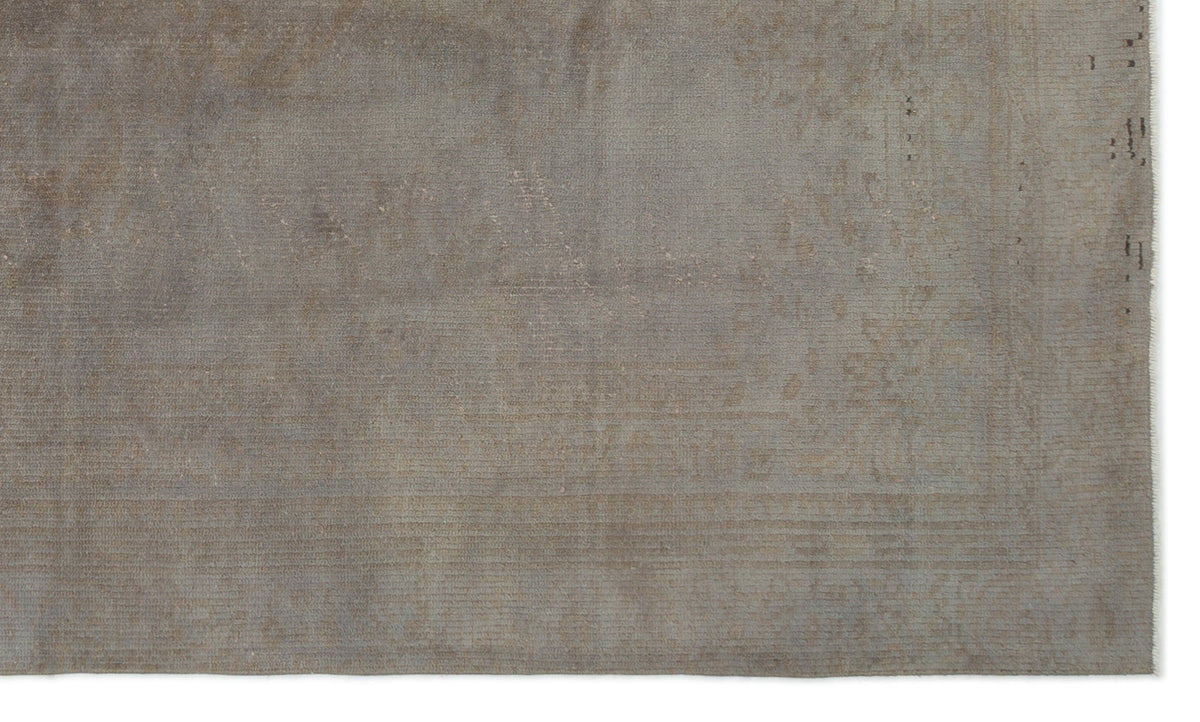 Gray Over Dyed Vintage Rug 5&#39;7&#39;&#39; x 9&#39;6&#39;&#39; ft 170 x 290 cm