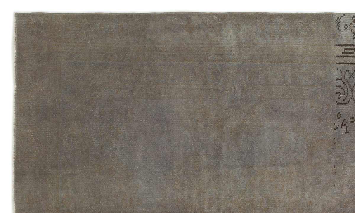 Gray Over Dyed Vintage Rug 5&#39;7&#39;&#39; x 9&#39;6&#39;&#39; ft 170 x 290 cm