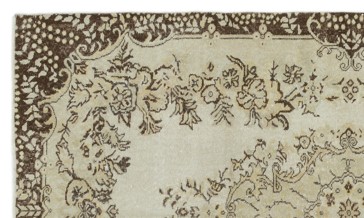 Beige Over Dyed Vintage Rug 5&#39;6&#39;&#39; x 9&#39;4&#39;&#39; ft 168 x 285 cm