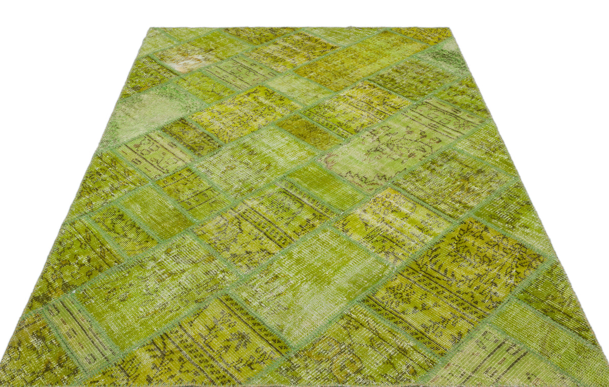 Green Over Dyed Patchwork Unique Rug 5&#39;3&#39;&#39; x 7&#39;7&#39;&#39; ft 161 x 231 cm