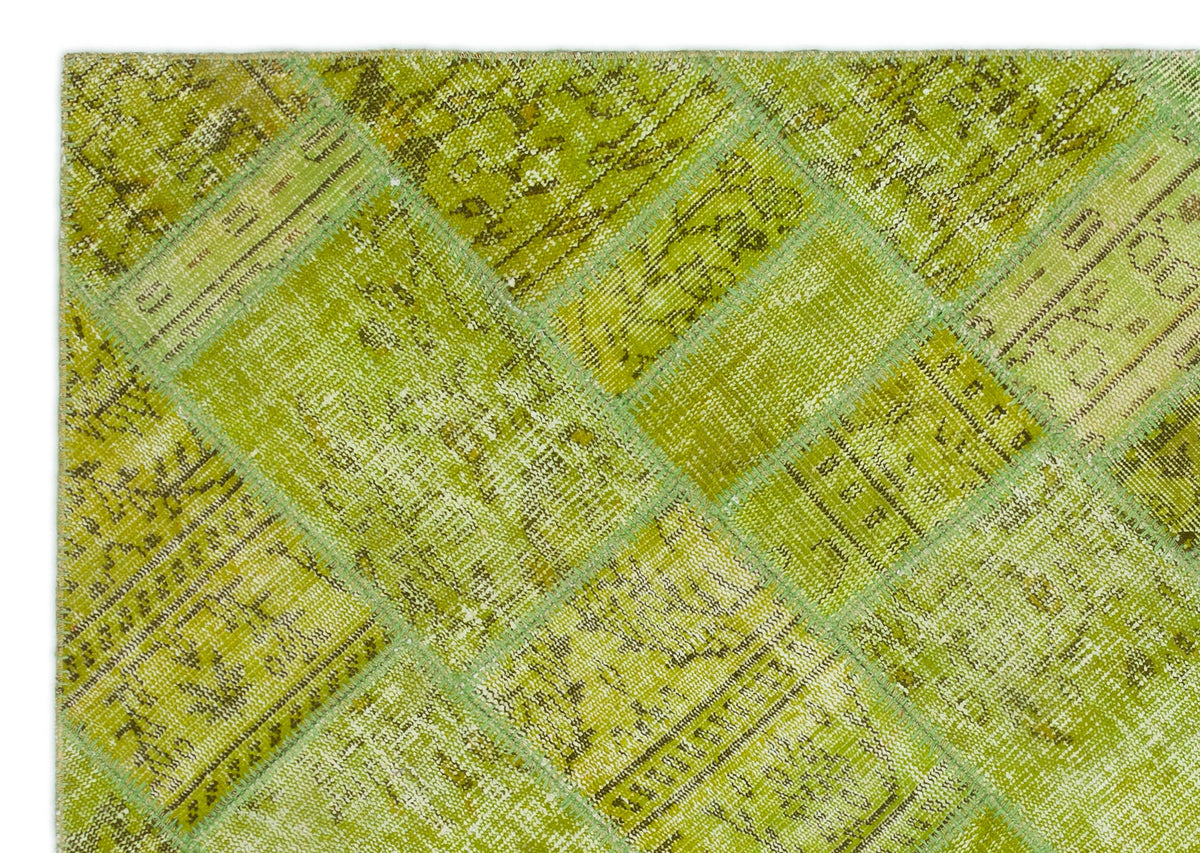 Green Over Dyed Patchwork Unique Rug 5&#39;3&#39;&#39; x 7&#39;7&#39;&#39; ft 161 x 231 cm