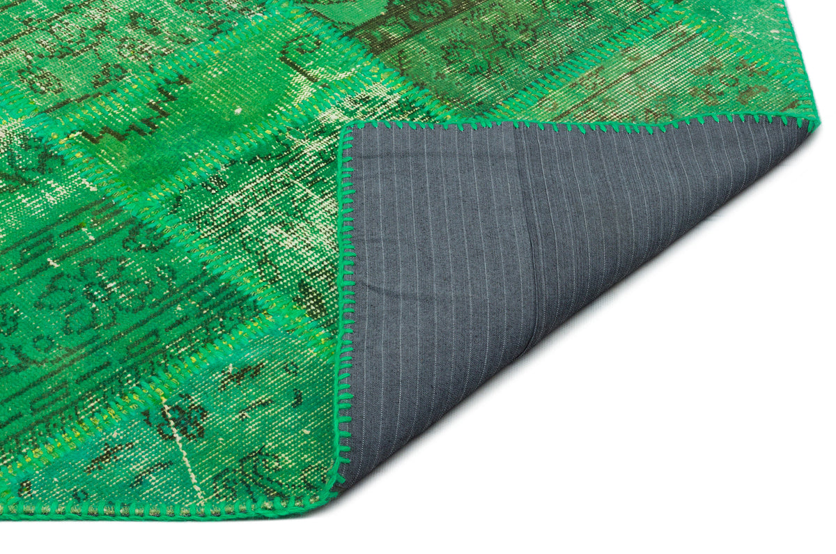 Green Over Dyed Patchwork Unique Rug 5&#39;3&#39;&#39; x 7&#39;7&#39;&#39; ft 160 x 232 cm