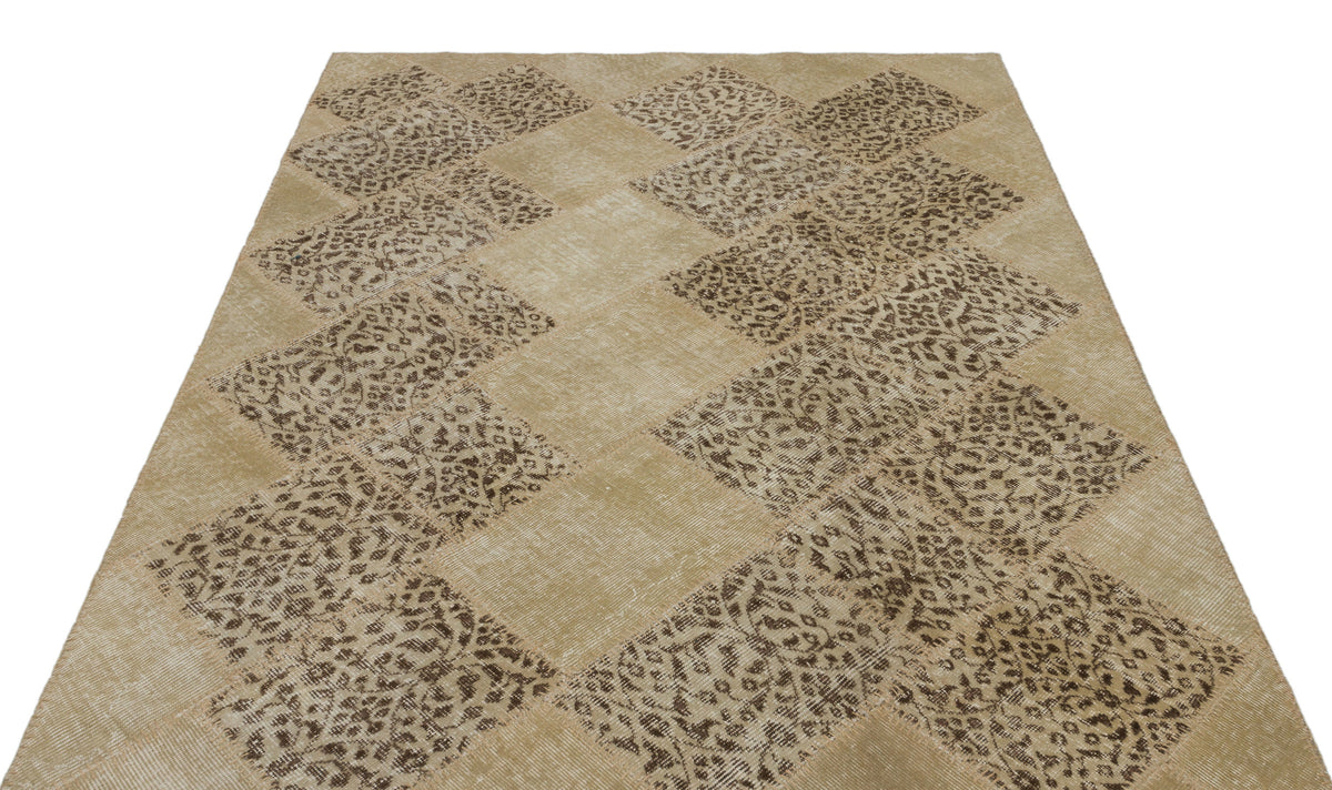 Beige Over Dyed Patchwork Unique Rug 5&#39;3&#39;&#39; x 7&#39;8&#39;&#39; ft 160 x 233 cm