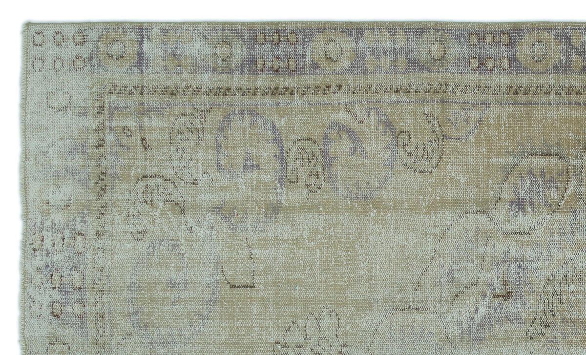 Beige Over Dyed Vintage Rug 5&#39;7&#39;&#39; x 9&#39;5&#39;&#39; ft 169 x 286 cm