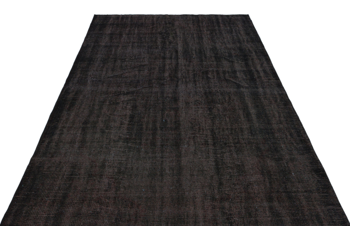 Black Over Dyed Vintage Rug 5&#39;7&#39;&#39; x 9&#39;5&#39;&#39; ft 170 x 286 cm