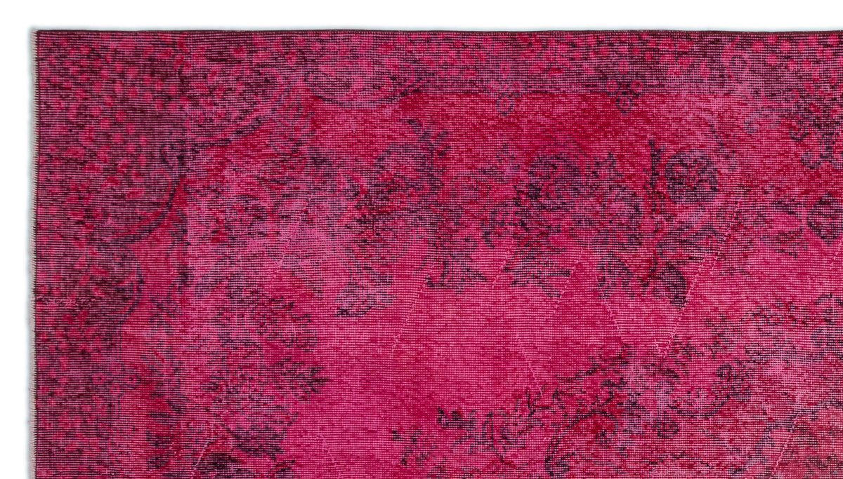 Red Over Dyed Vintage Rug 5&#39;5&#39;&#39; x 9&#39;7&#39;&#39; ft 164 x 292 cm
