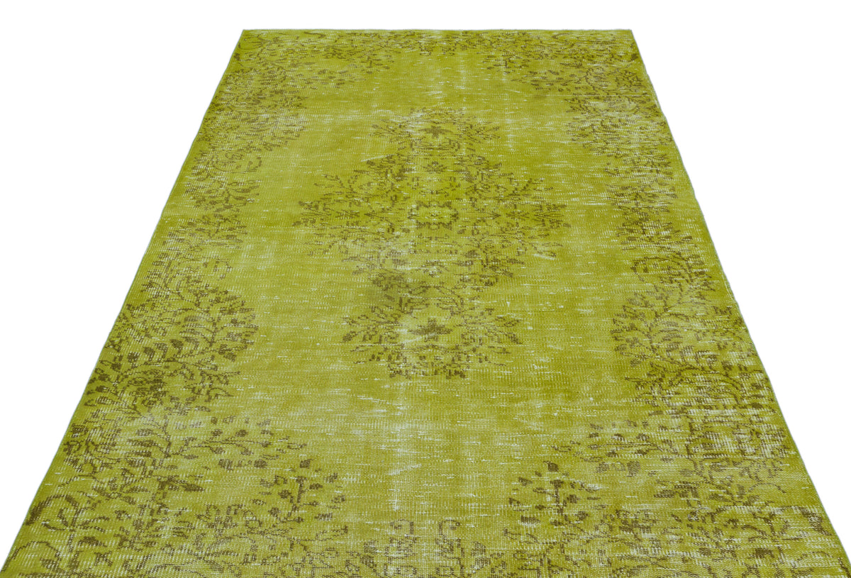 Green Over Dyed Vintage Rug 5&#39;1&#39;&#39; x 8&#39;12&#39;&#39; ft 156 x 274 cm
