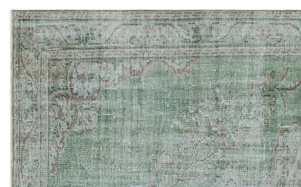 Green Over Dyed Vintage Rug 5&#39;5&#39;&#39; x 8&#39;11&#39;&#39; ft 165 x 272 cm