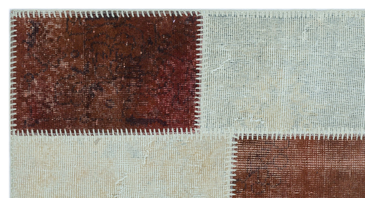 Brown Over Dyed Patchwork Unique Rug 2&#39;7&#39;&#39; x 4&#39;11&#39;&#39; ft 80 x 150 cm