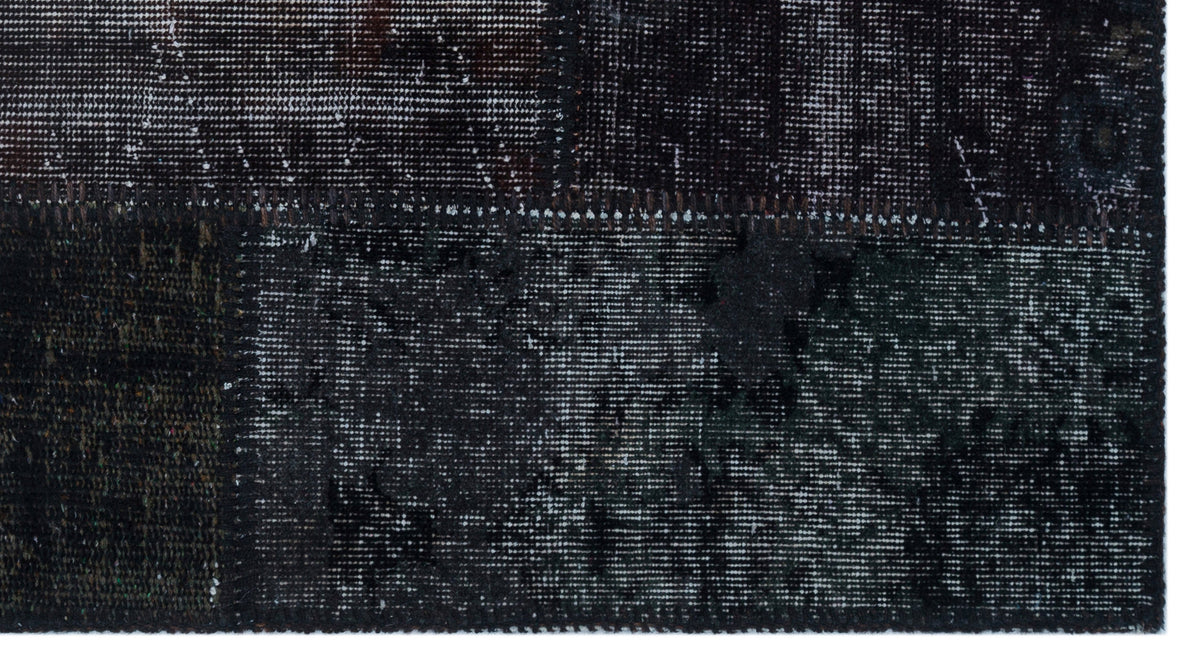 Black Over Dyed Patchwork Unique Rug 2&#39;7&#39;&#39; x 4&#39;11&#39;&#39; ft 80 x 150 cm