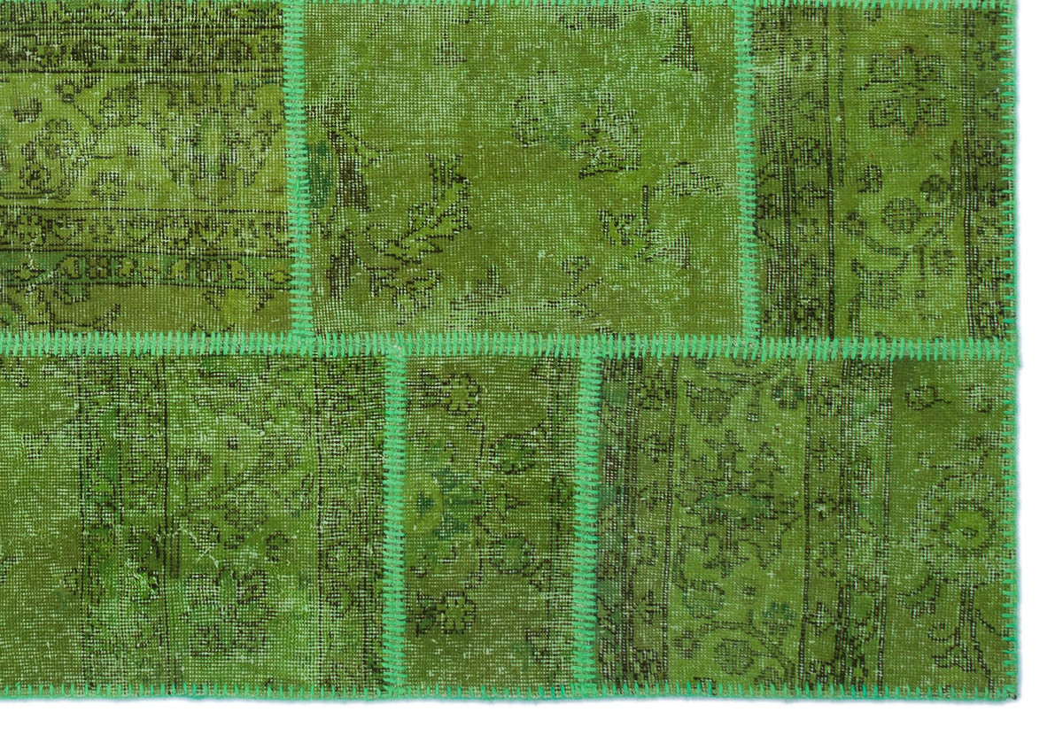 Green Over Dyed Patchwork Unique Rug 5&#39;3&#39;&#39; x 7&#39;7&#39;&#39; ft 160 x 230 cm