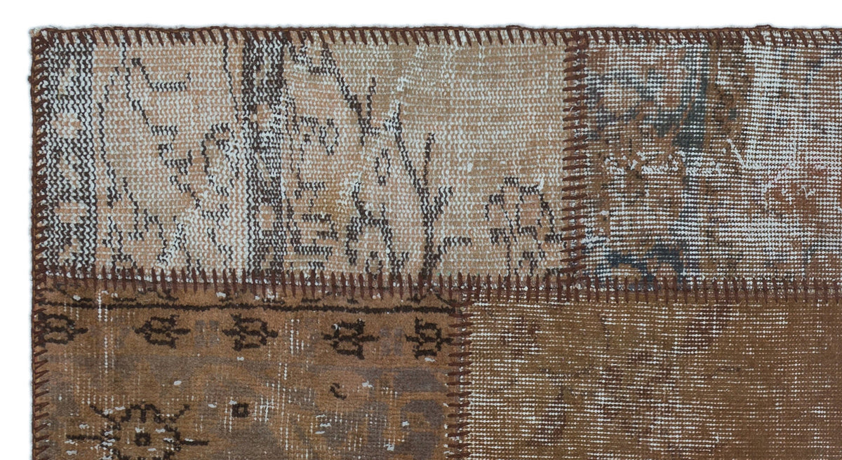 Brown Over Dyed Patchwork Unique Rug 2&#39;7&#39;&#39; x 4&#39;11&#39;&#39; ft 80 x 150 cm