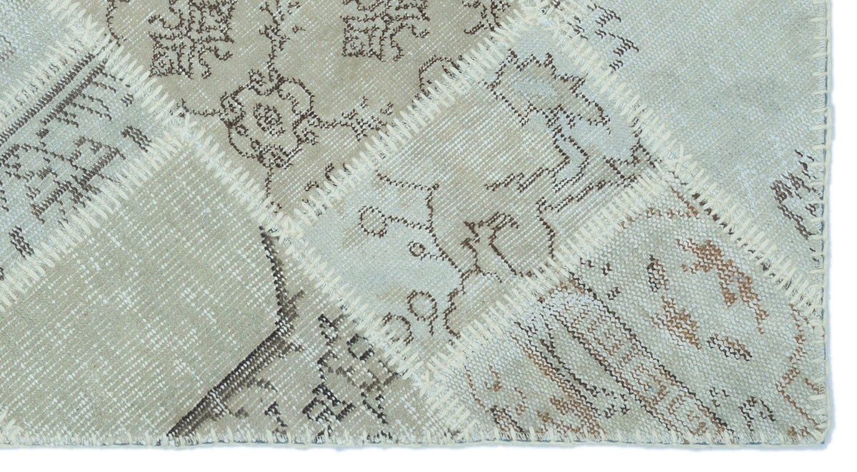 Beige Over Dyed Patchwork Unique Rug 2&#39;7&#39;&#39; x 4&#39;11&#39;&#39; ft 80 x 150 cm