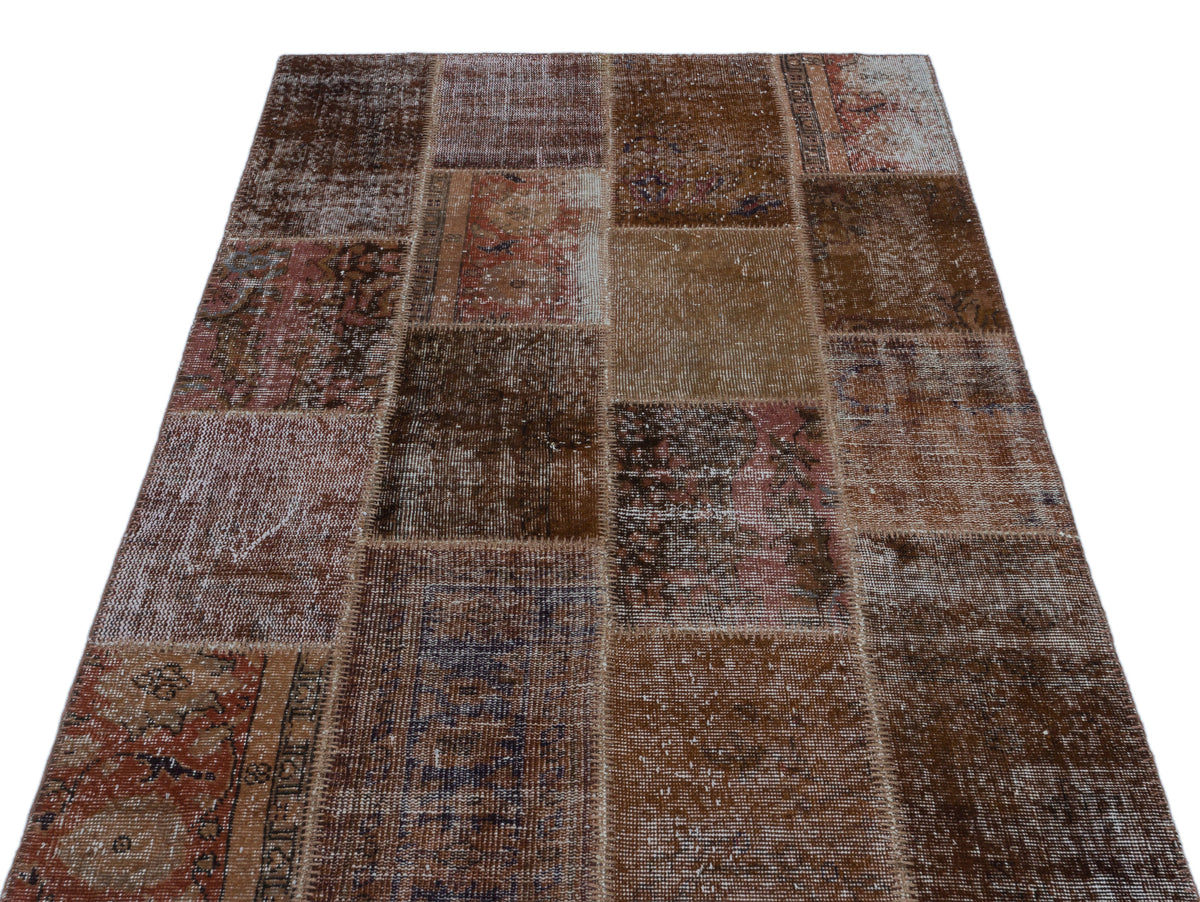 Brown Over Dyed Patchwork Unique Rug 3&#39;11&#39;&#39; x 5&#39;11&#39;&#39; ft 120 x 180 cm
