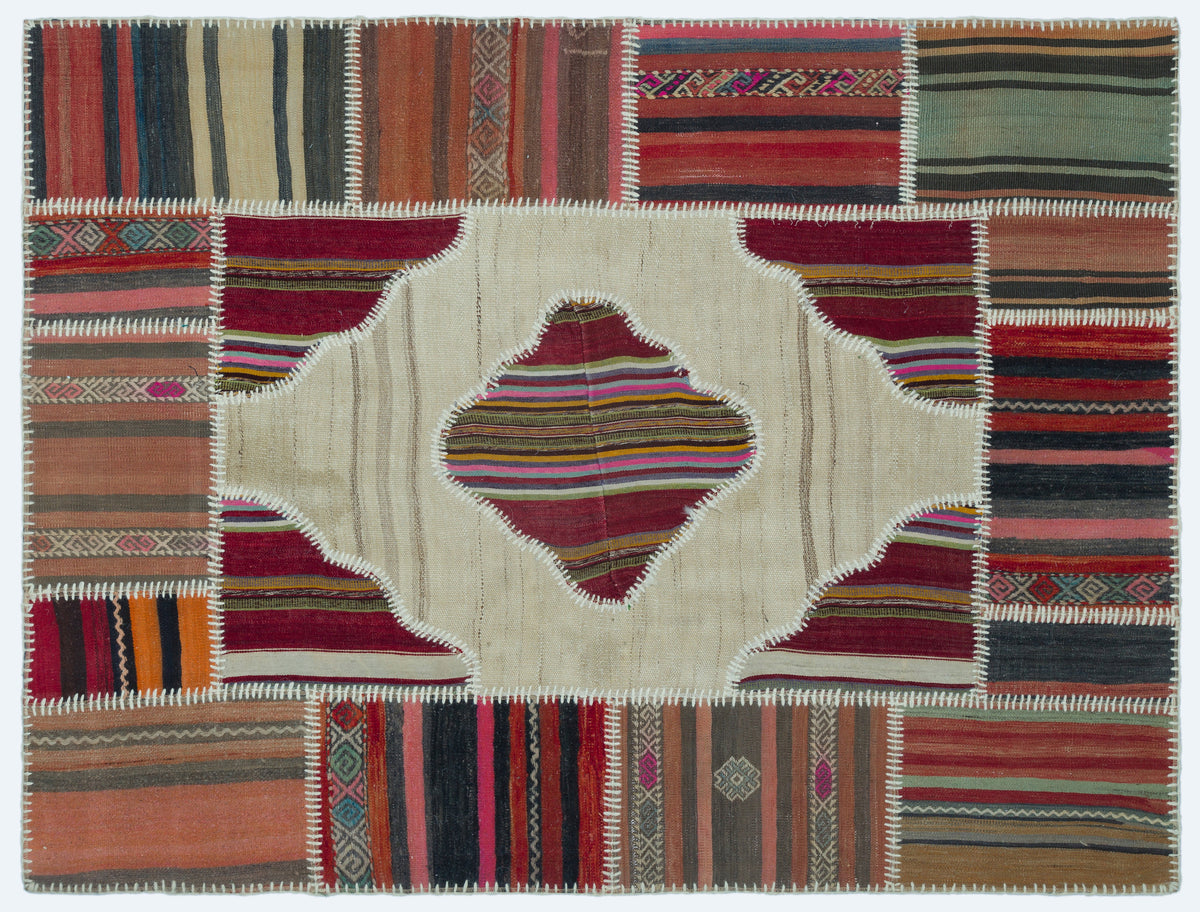 Naturel Over Dyed Kilim Patchwork Unique Rug 4&#39;4&#39;&#39; x 5&#39;9&#39;&#39; ft 133 x 175 cm