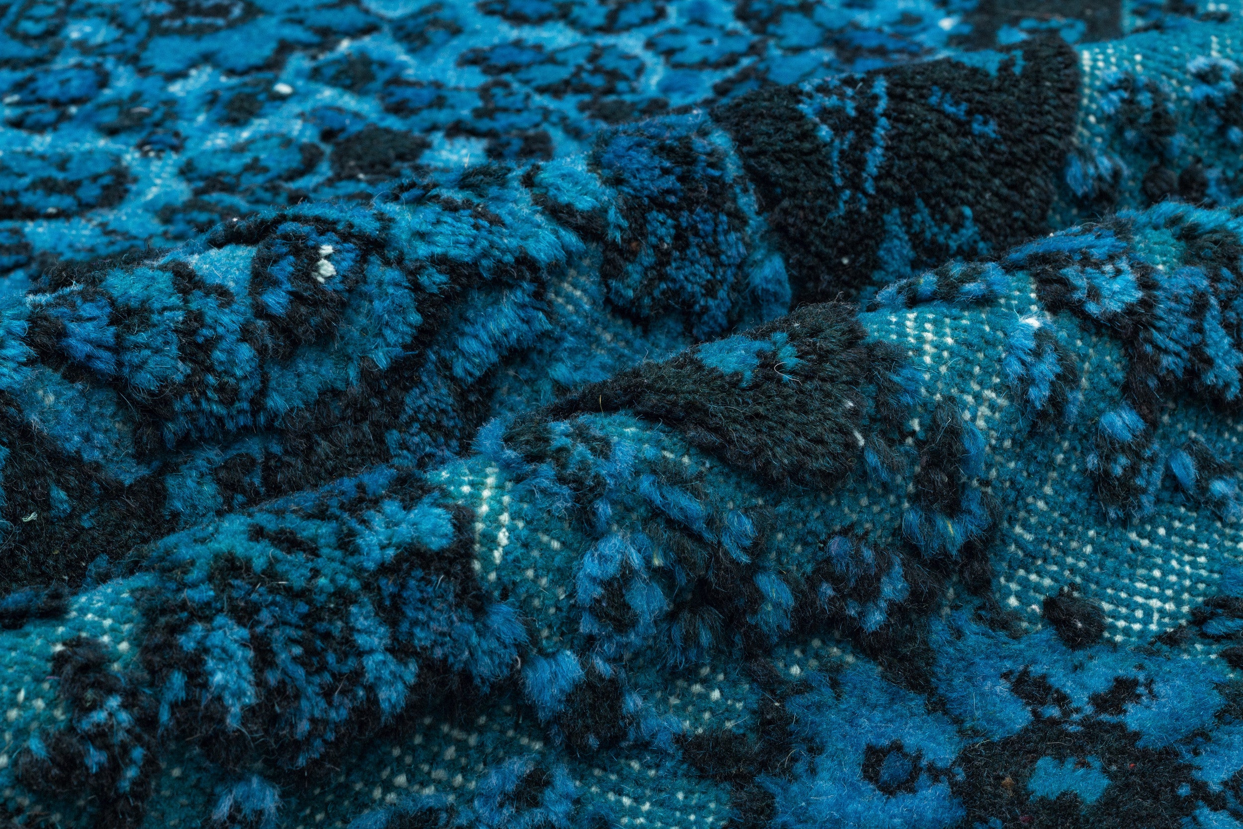 Turquoise  Over Dyed Carved Rug 5'7'' x 9'3'' ft 170 x 281 cm