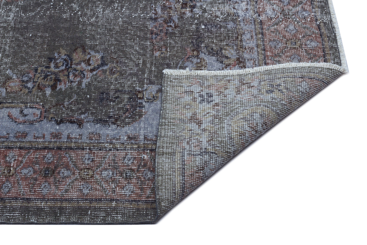 Gray Over Dyed Vintage Rug 5&#39;7&#39;&#39; x 8&#39;10&#39;&#39; ft 170 x 270 cm