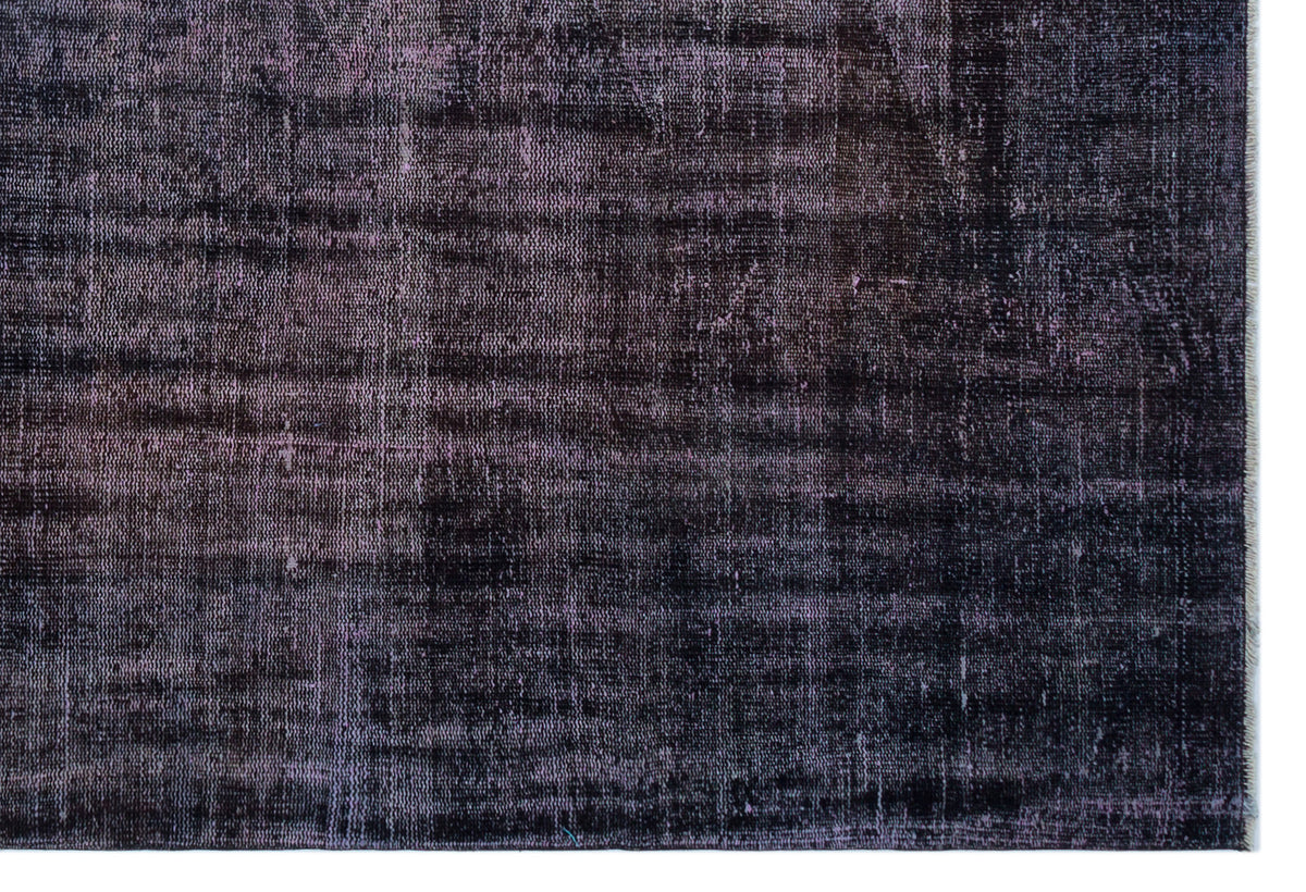 Black Over Dyed Vintage Rug 5&#39;8&#39;&#39; x 8&#39;4&#39;&#39; ft 173 x 255 cm