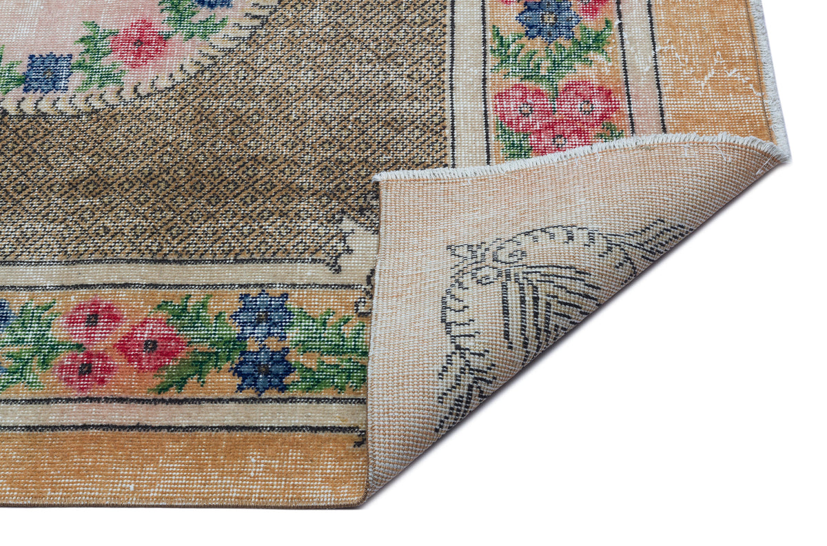 Naturel Over Dyed Vintage Rug 5&#39;5&#39;&#39; x 9&#39;0&#39;&#39; ft 165 x 275 cm