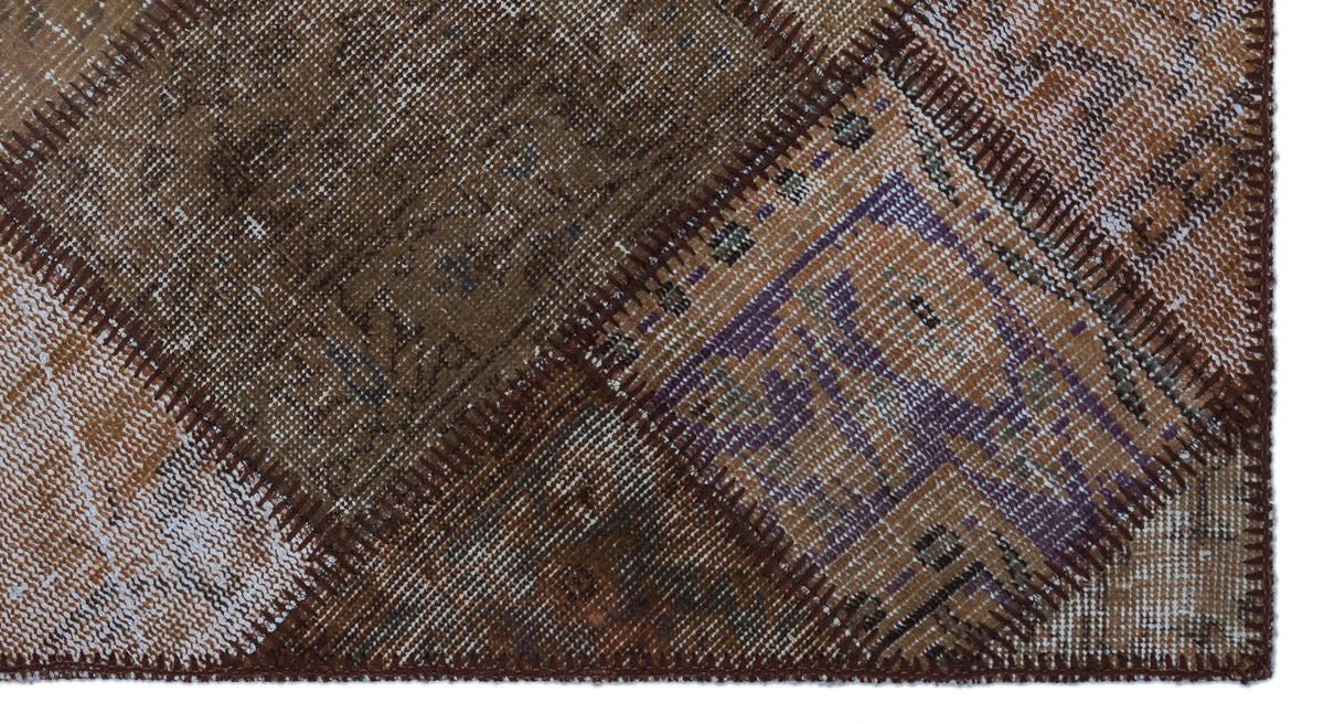 Brown Over Dyed Patchwork Unique Rug 2&#39;7&#39;&#39; x 4&#39;11&#39;&#39; ft 80 x 150 cm