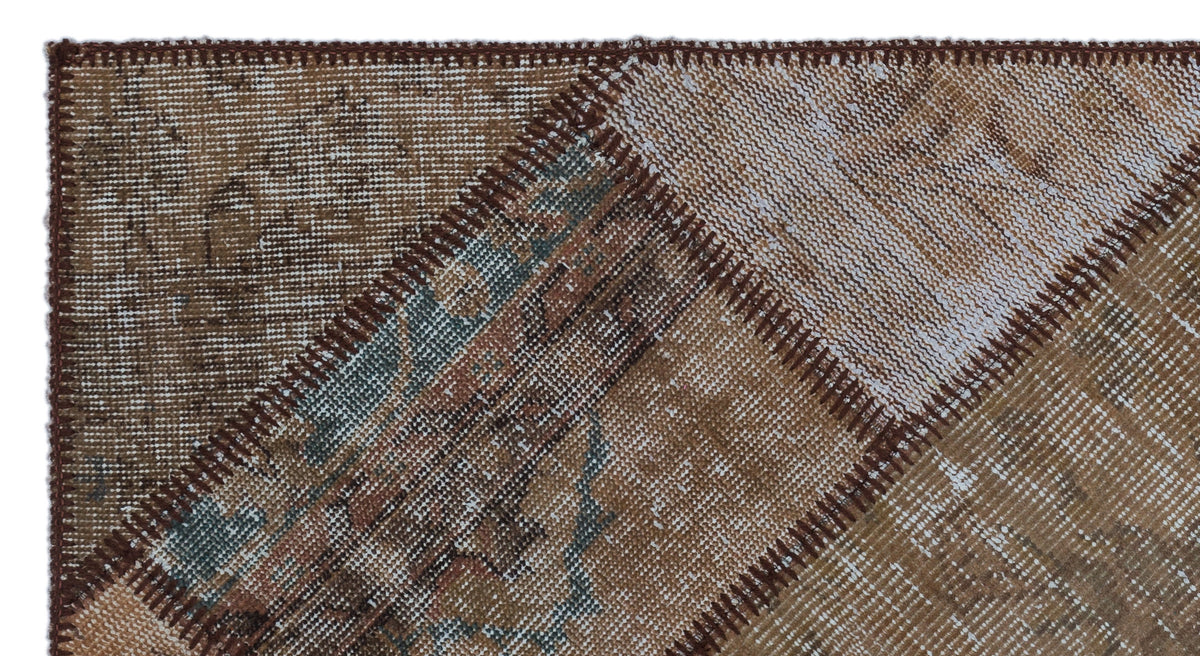 Brown Over Dyed Patchwork Unique Rug 2&#39;7&#39;&#39; x 4&#39;11&#39;&#39; ft 80 x 150 cm